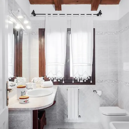 Caposchiera A 150m Dal Mare *