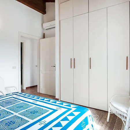 Caposchiera A 150m Dal Mare Ferienhaus *
